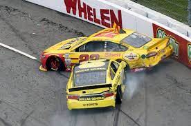 Kenseth wrecks Logano